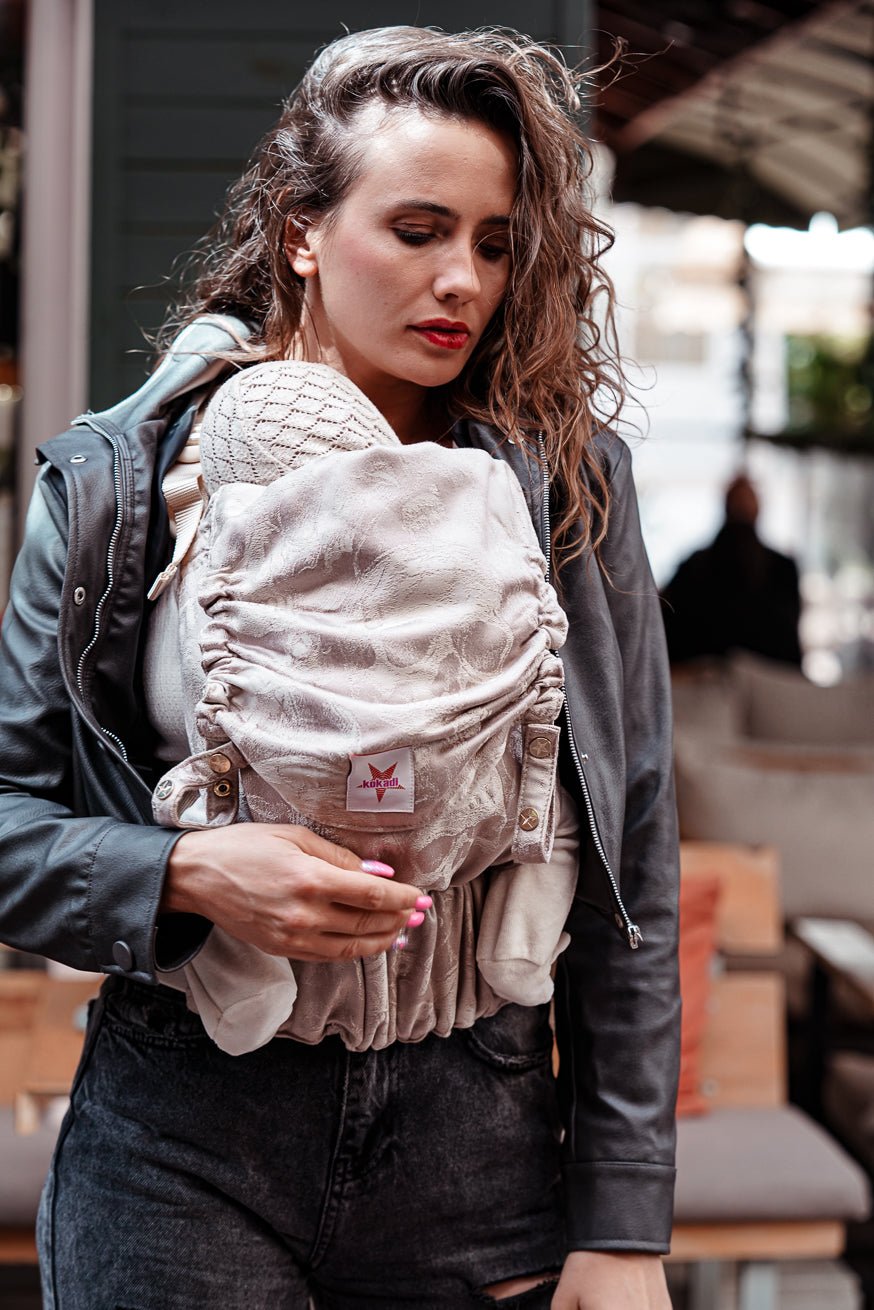 Babytrage Flip Silky Skulls - KOKADI