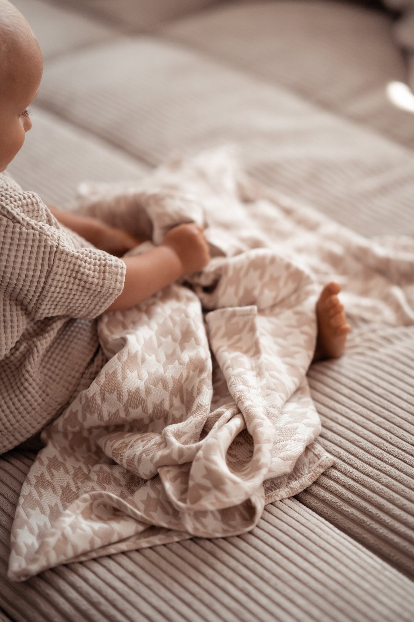 Мягкое одеяло «гусиные лапки» Campiano - KOKADI