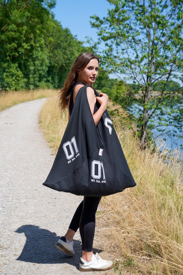 Покупатель размера XXL Лео Луан Fiona Erdmann - KOKADI