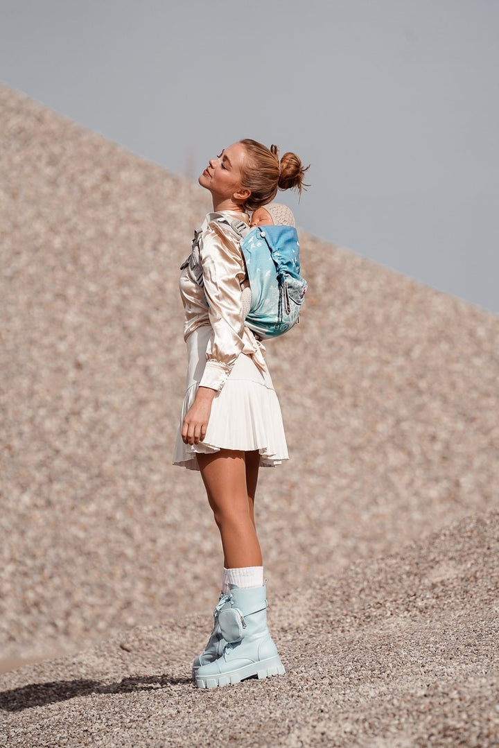 KOKADI Переноска для ребенка Онбу Макс в стране чудес