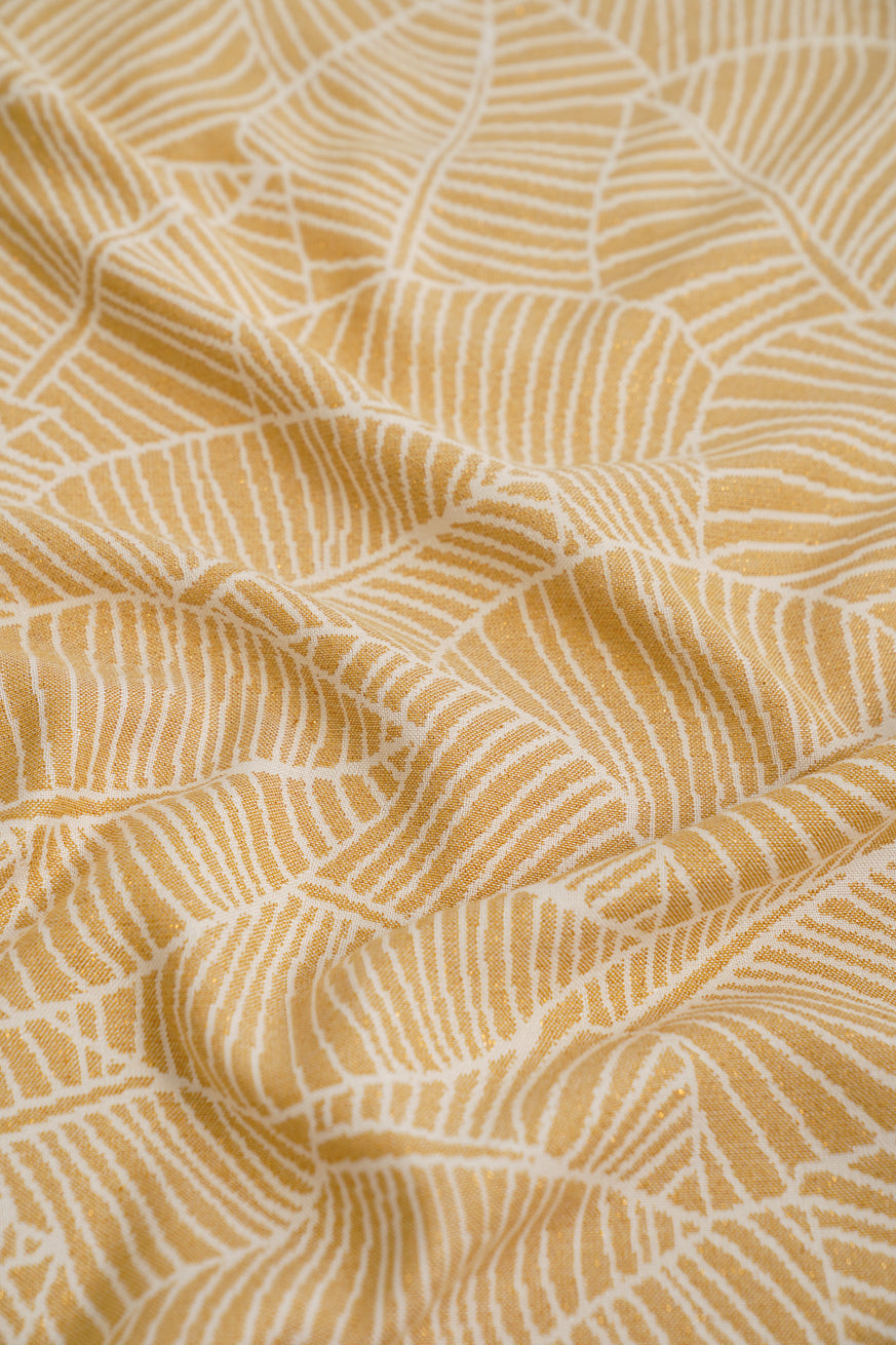 Приятная ткань/шарф золотые листья